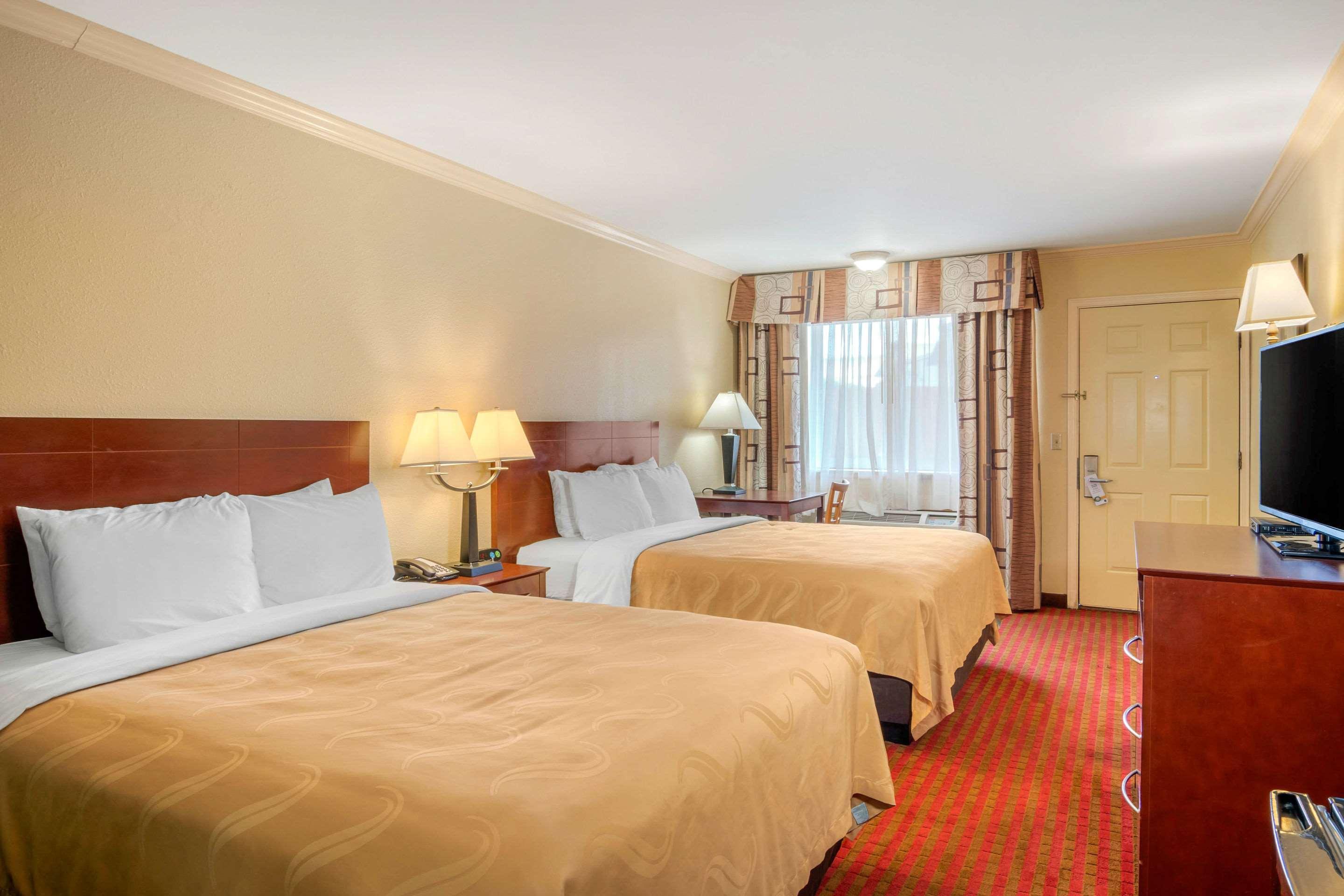 Quality Inn Klamath Falls - Crater Lake Gateway Exterior photo