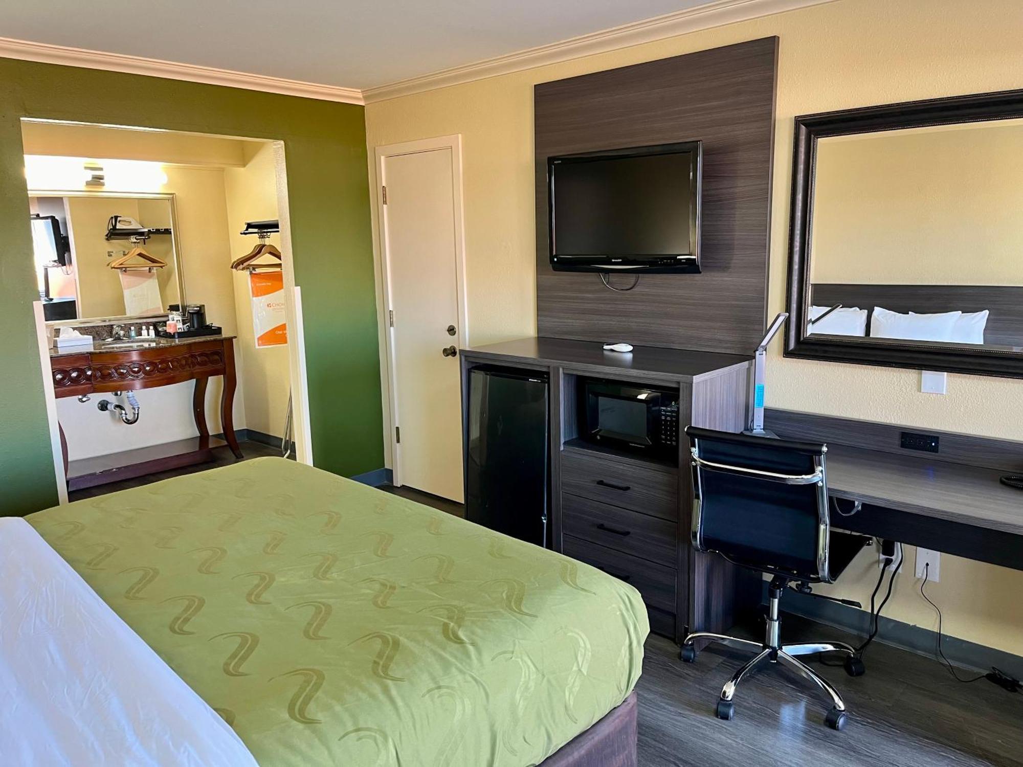 Quality Inn Klamath Falls - Crater Lake Gateway Exterior photo
