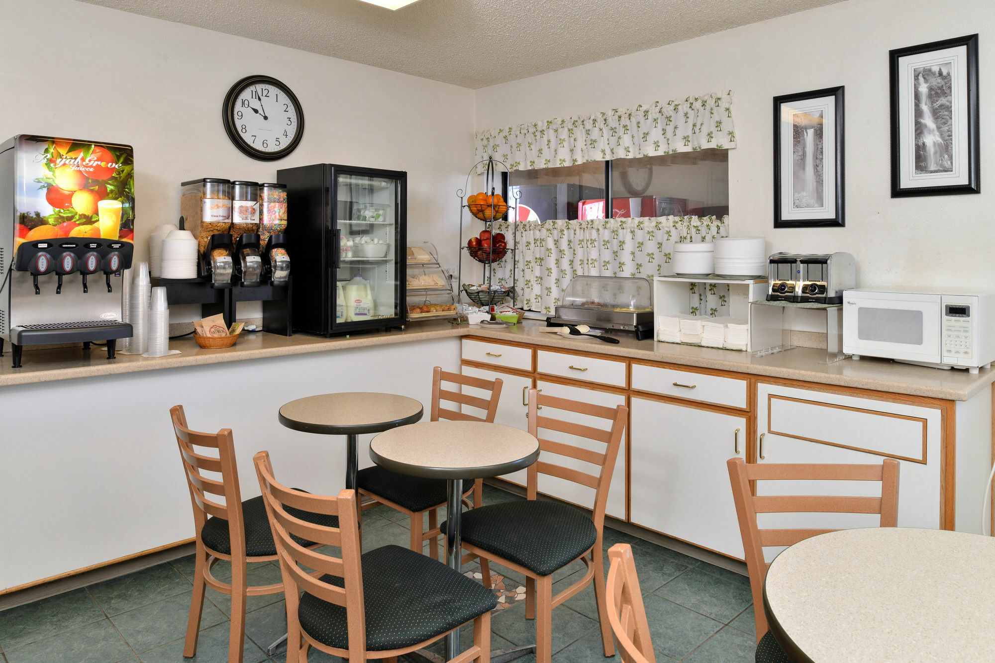 Quality Inn Klamath Falls - Crater Lake Gateway Exterior photo